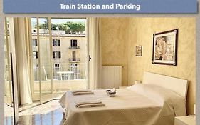 Le Ville Tivoli - Suites, Tivoli City Center!